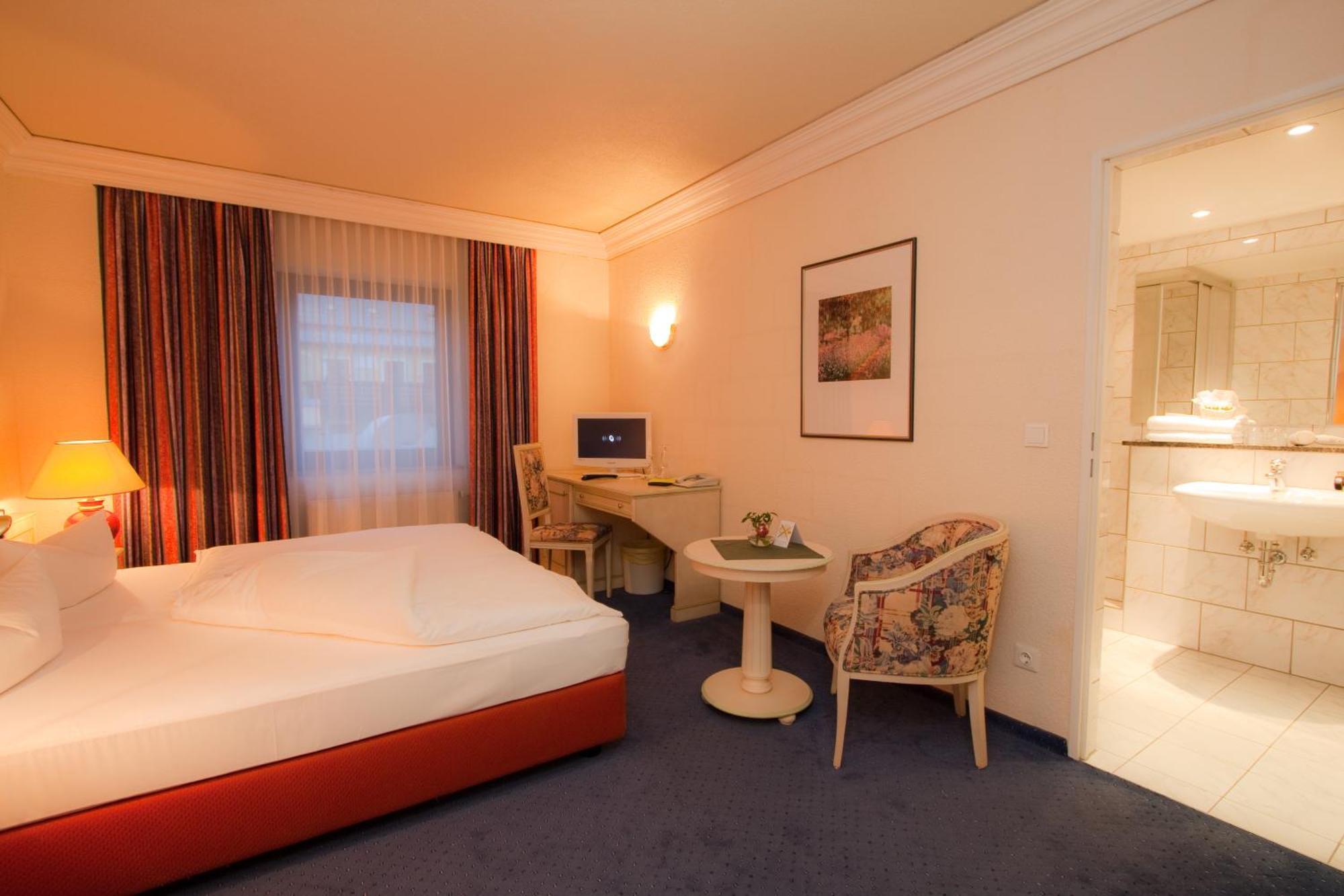 Hotel Weisses Ross Marienberg Dış mekan fotoğraf
