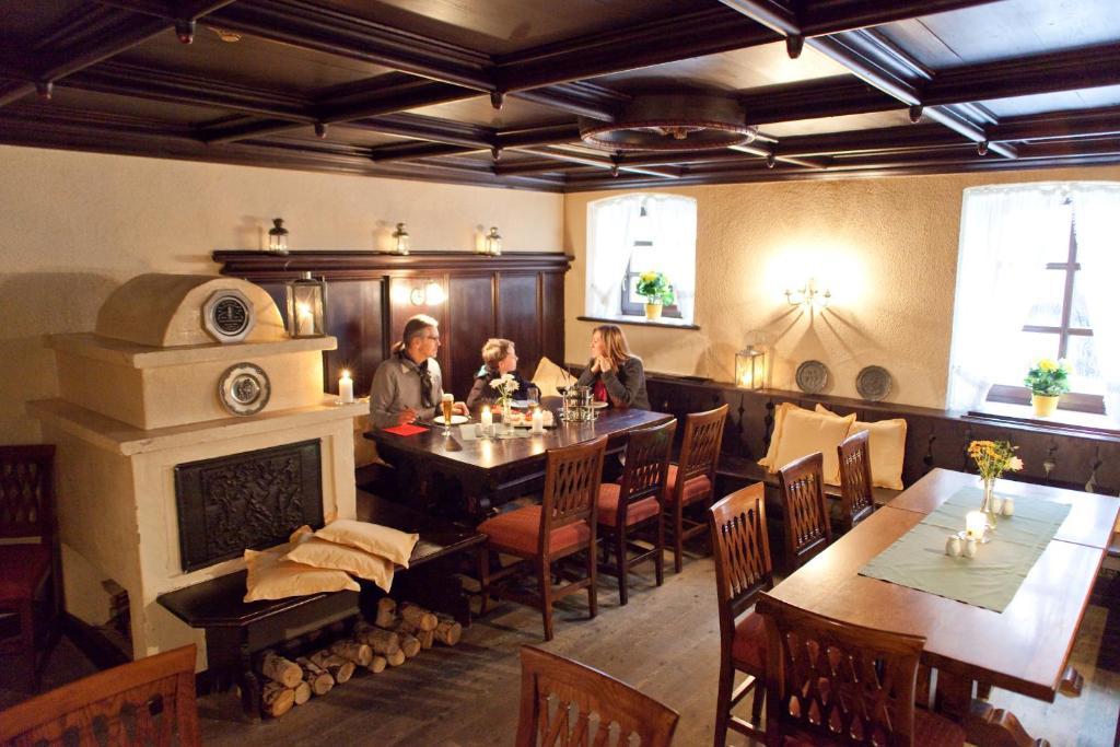Hotel Weisses Ross Marienberg Dış mekan fotoğraf